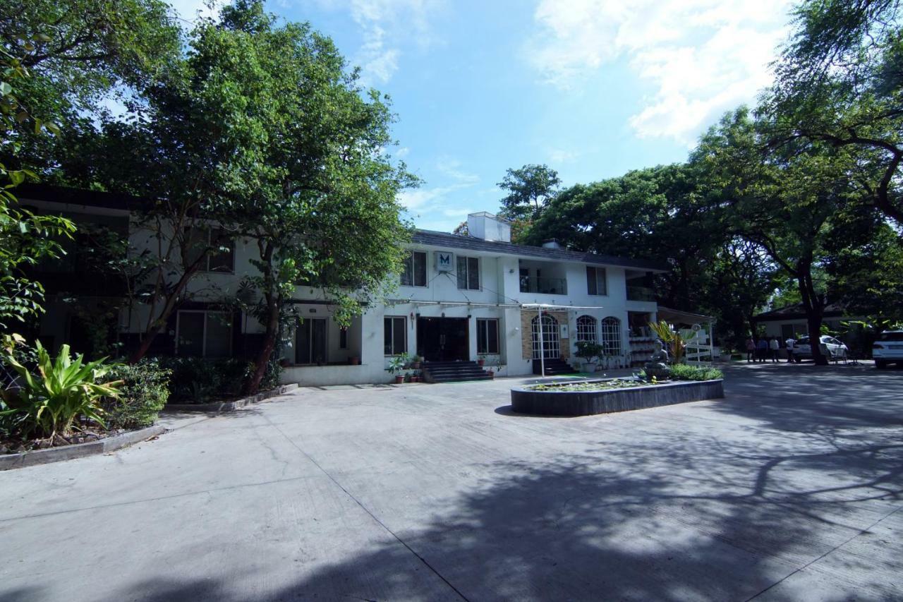 Mint Koregaon Park Next To Osho Ashram 푸네 외부 사진