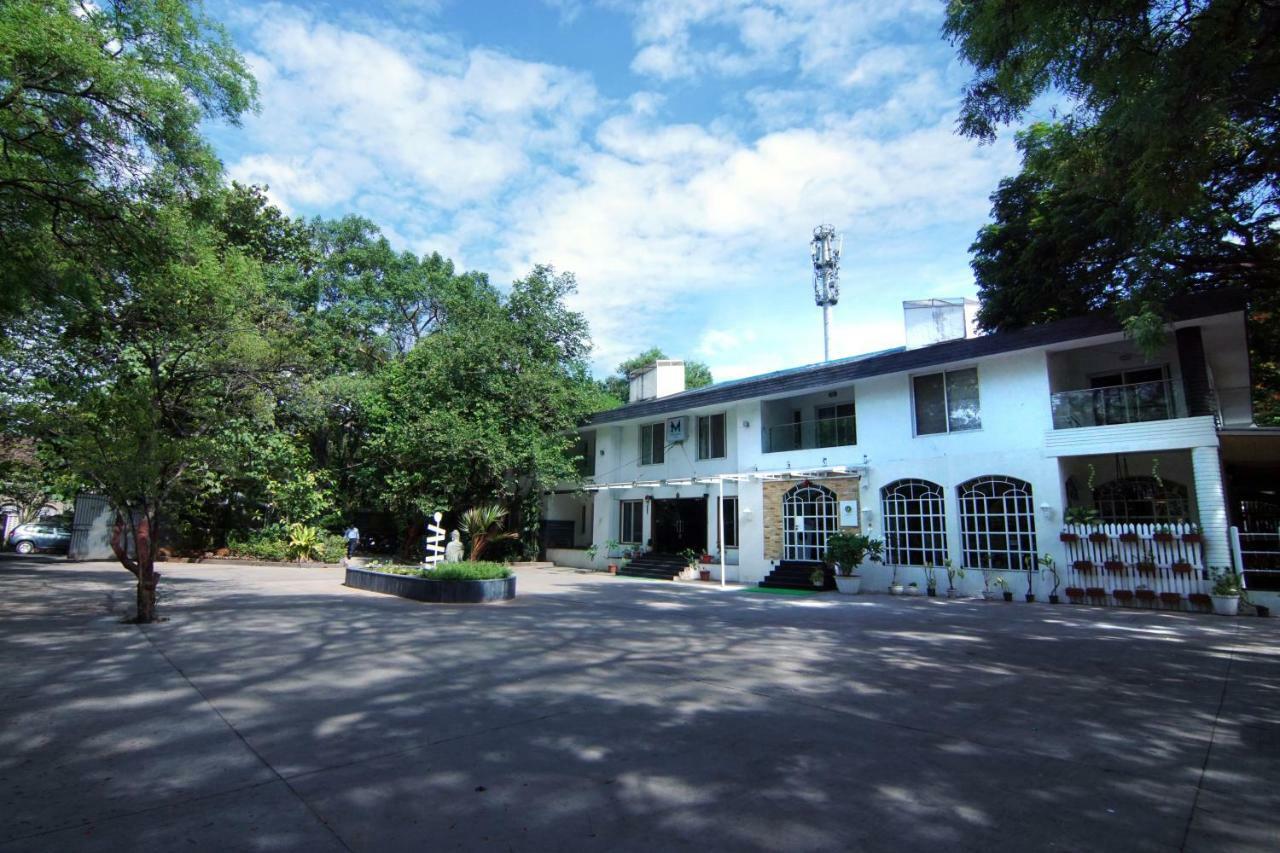 Mint Koregaon Park Next To Osho Ashram 푸네 외부 사진
