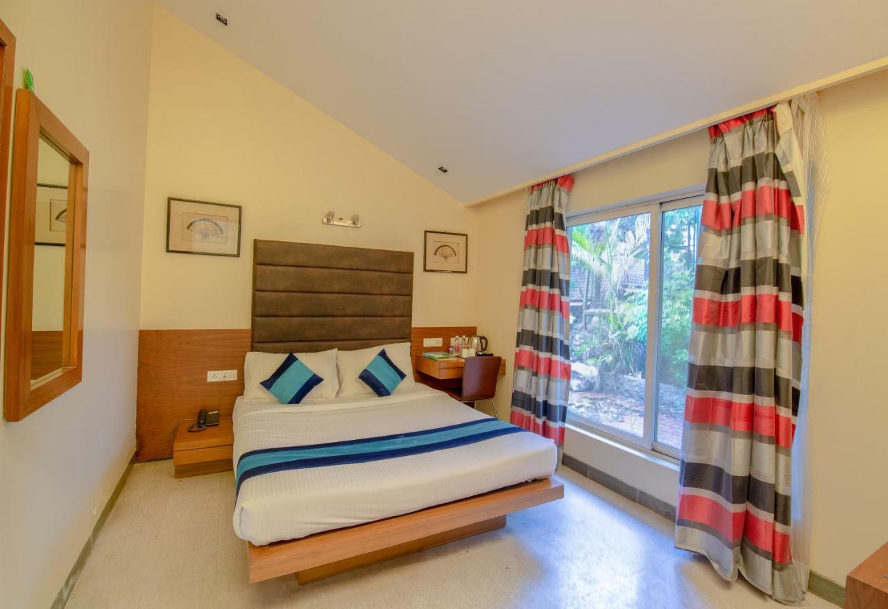 Mint Koregaon Park Next To Osho Ashram 푸네 외부 사진