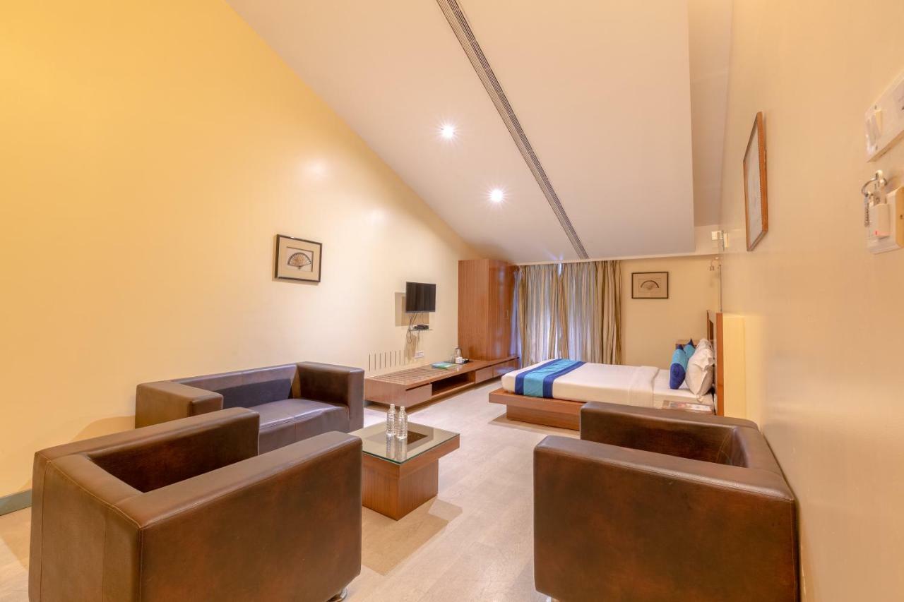 Mint Koregaon Park Next To Osho Ashram 푸네 외부 사진
